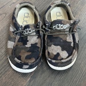 Little Kids  Hey Dude Shoes